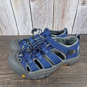 Keen Newport H2 Hiking Sandals Big Kids Size 4 Navy (VGC)